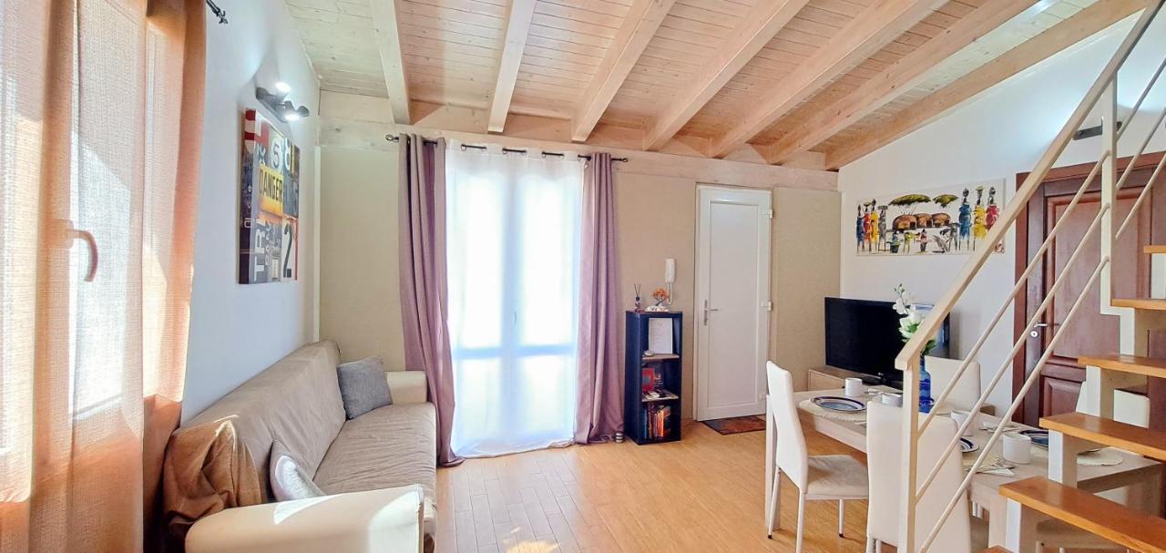 Villa Miramar Luxury Suite Palermo Airport Карини Экстерьер фото